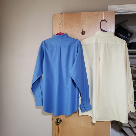 Roundtree & York-Gold-lot of-2-Men's button down shirts-M-gently pre-luved - Picture 2 of 9